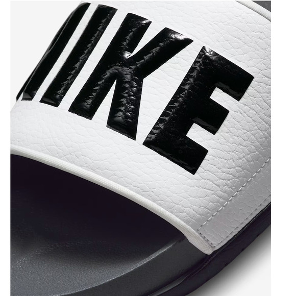 NEW Nike Offcourt Slides Men’s Size 10 White Black Sandals BQ4639-001 main image 4